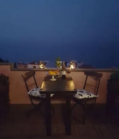 Primavera Peqa Apartament Genovés