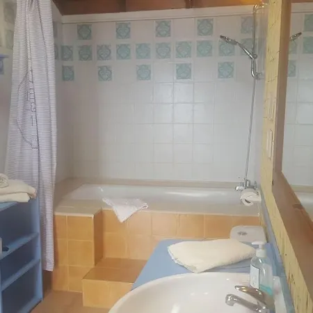 Primavera Peqa Apartament Genovés